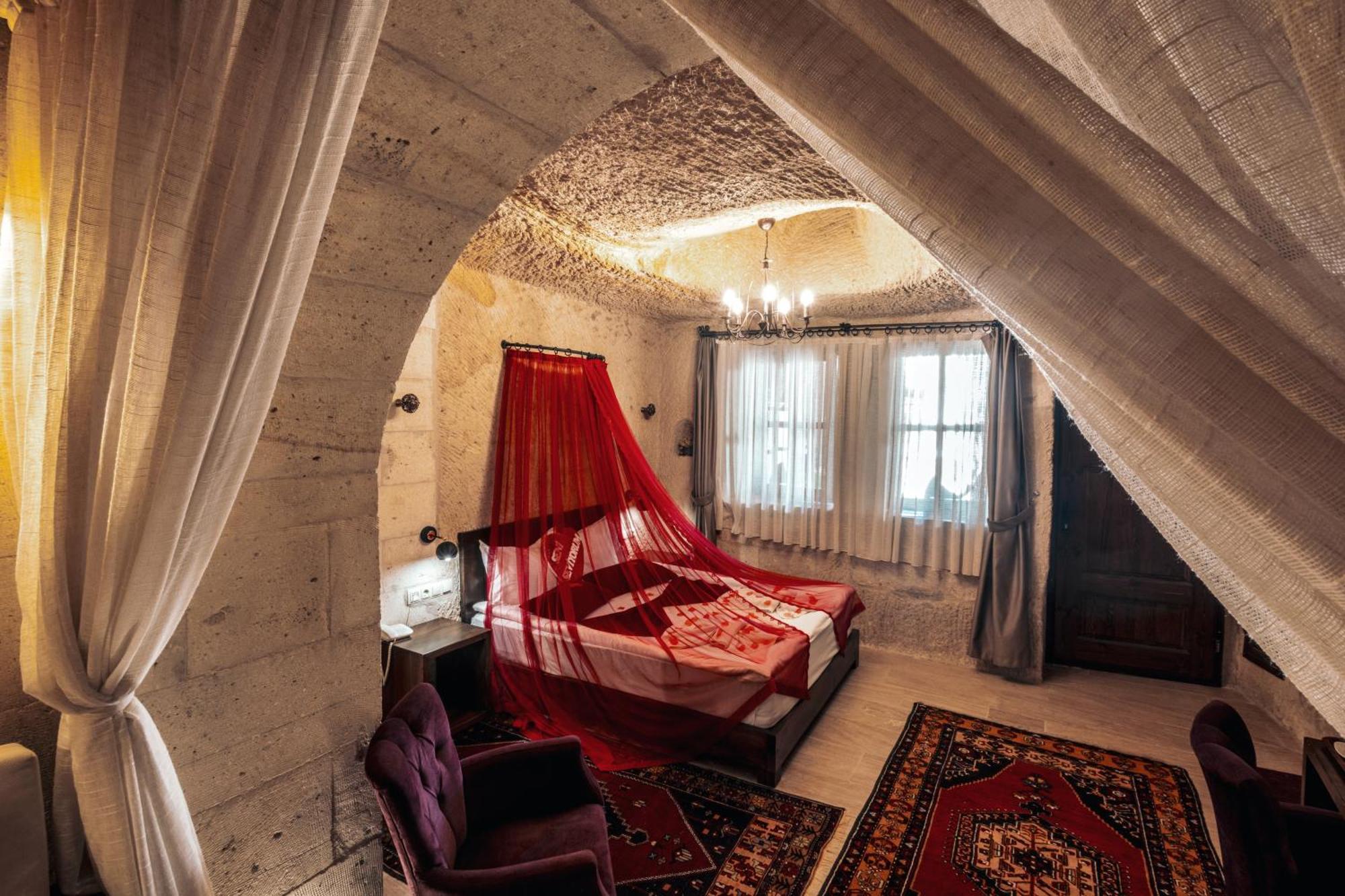 Tafana Cave & Stone Lodge Урґюп Екстер'єр фото