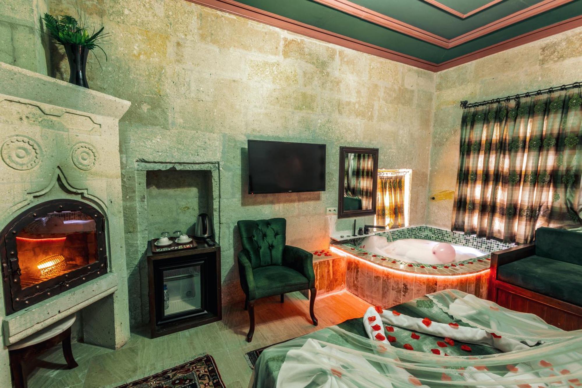 Tafana Cave & Stone Lodge Урґюп Екстер'єр фото