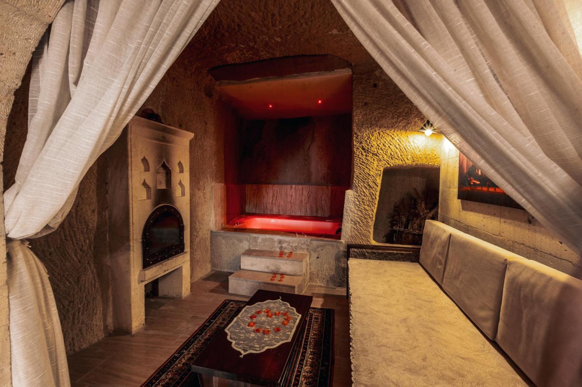 Tafana Cave & Stone Lodge Урґюп Екстер'єр фото
