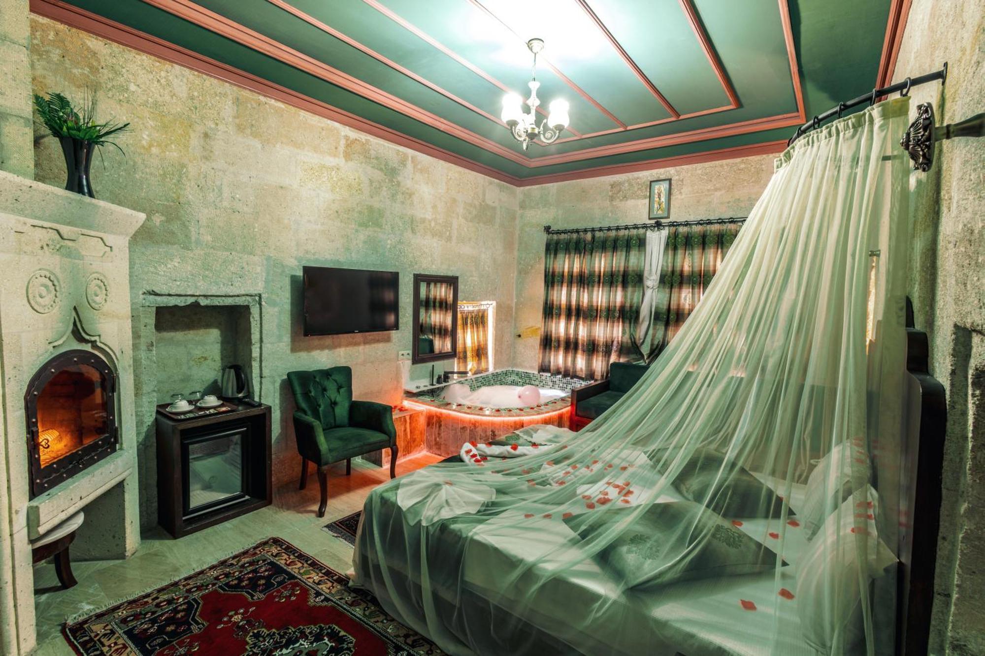 Tafana Cave & Stone Lodge Урґюп Екстер'єр фото