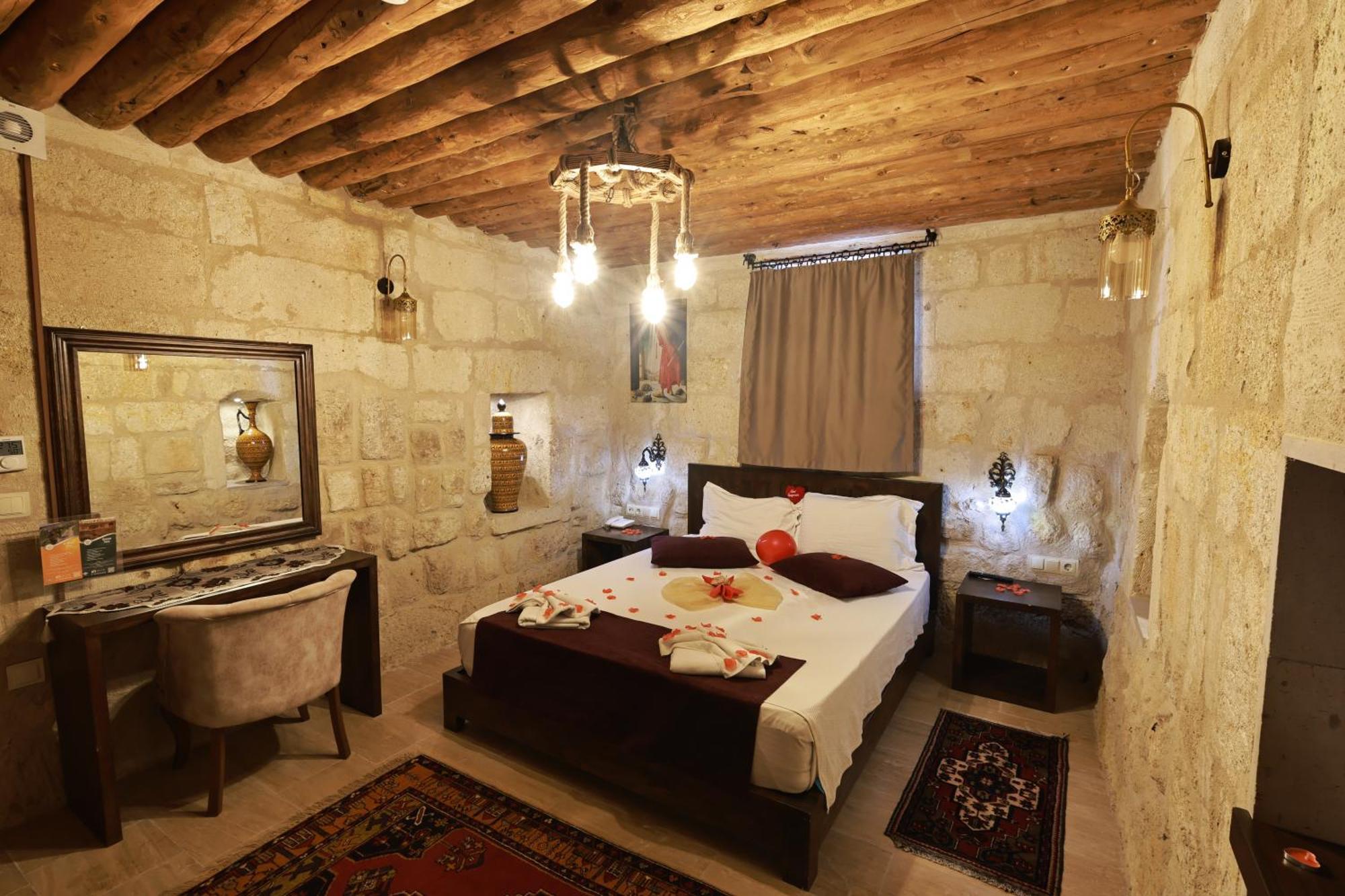 Tafana Cave & Stone Lodge Урґюп Екстер'єр фото