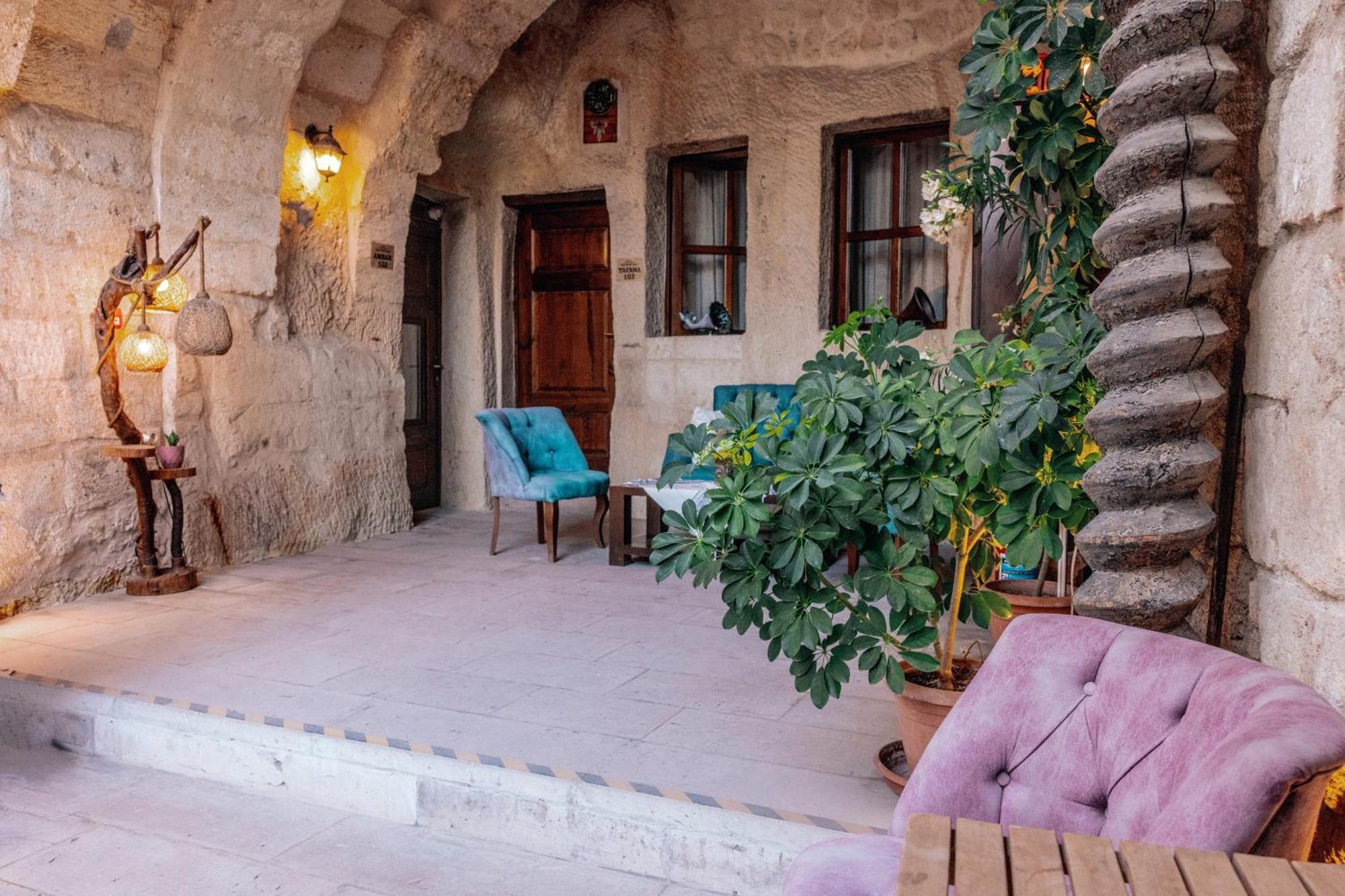 Tafana Cave & Stone Lodge Урґюп Екстер'єр фото