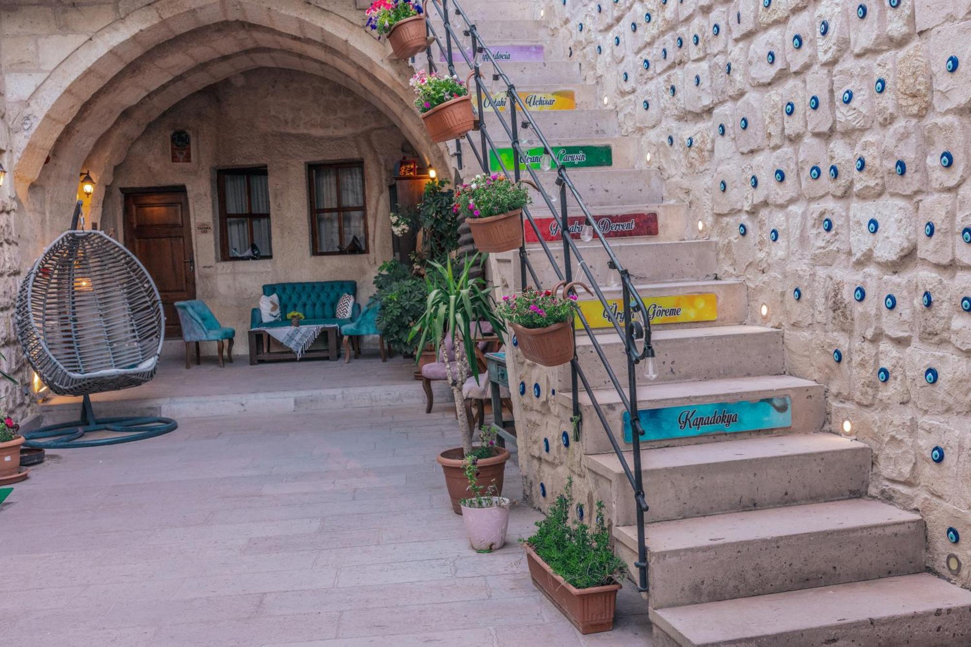 Tafana Cave & Stone Lodge Урґюп Екстер'єр фото