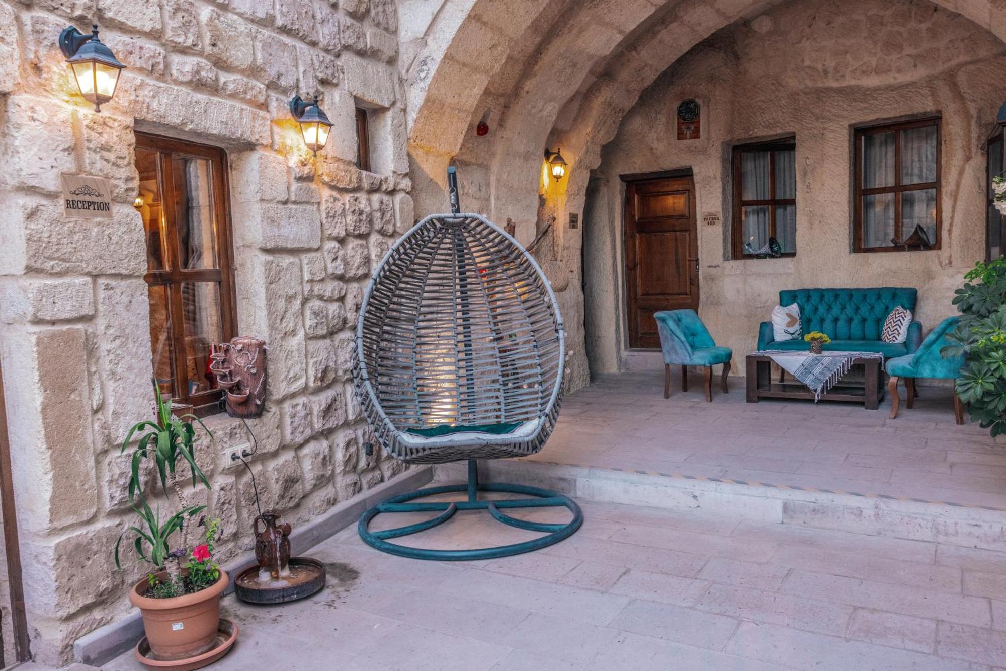 Tafana Cave & Stone Lodge Урґюп Екстер'єр фото